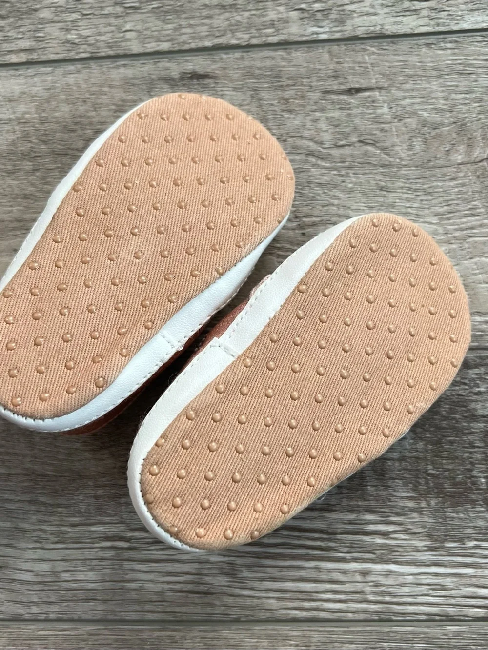 Old Navy Baby Girls Pink Sparkly Shoes Size 3-6 Months